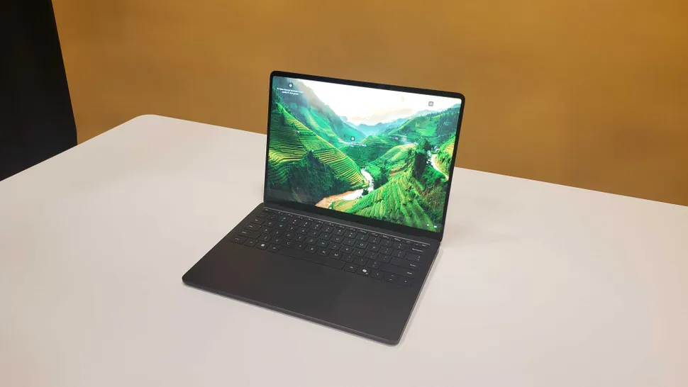 Microsoft Surface Laptop